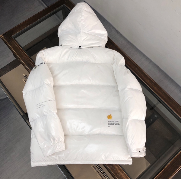 ハイクオリティダウンジャケット着用イメージ